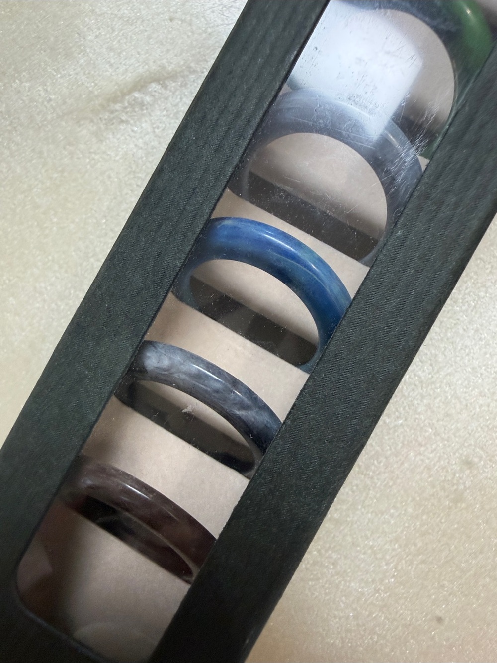Rare Gucci Marbled Plastic Watch Bezels – Set of 6 in Original Packaging - Picture 3 of 4